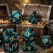 Набір кубиків (7 шт.) зелений з римськими цифрами (Roman Legion Green Dice Set) - 1