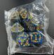 Набір кубиків (7 шт.) синій із золотим геловінським орнаментом (Halloween Blue & Gold Dice Set) - 4