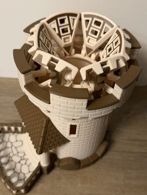 Дайставер Башта з механізмом (Dice Tower)